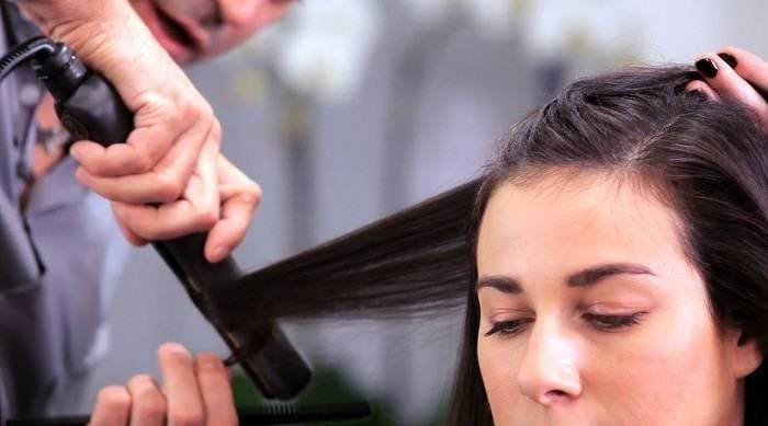 Curl Your Hair With a Flat Iron Curl Your Hair With a Flat Iron